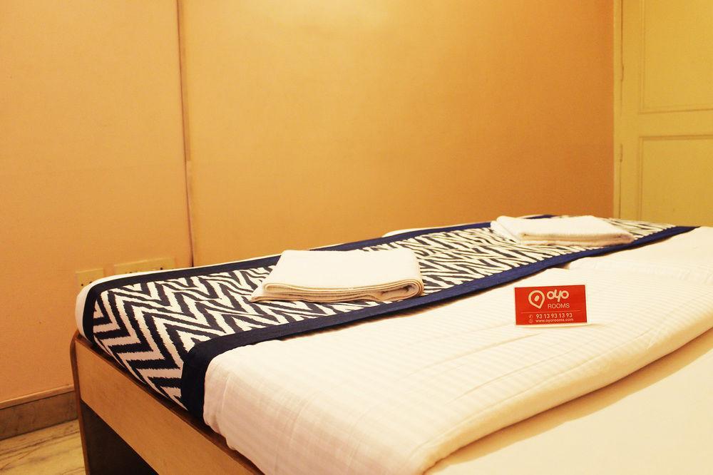 Oyo Rooms Noida Sector 12 Esterno foto
